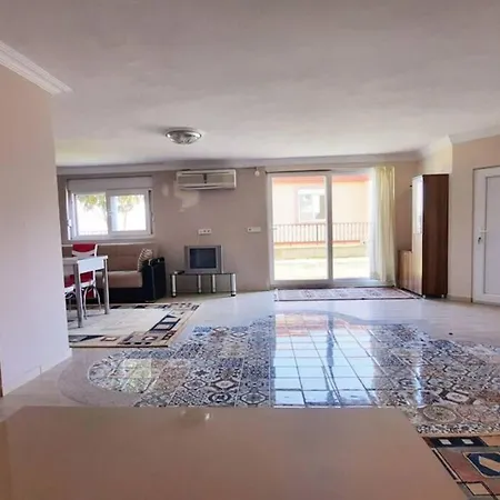 Groundbase Apartment Of Private Villa In Residence * كوناكلي