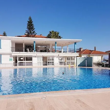 Groundbase Apartment Of Private Villa In Residence